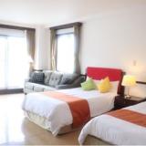 Hundred Days Hotel