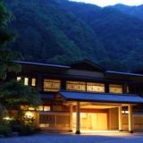 全館源泉掛け流しの宿 西山温泉 慶雲館