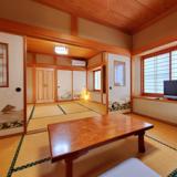 レトロな食堂を営む 奈良旅館